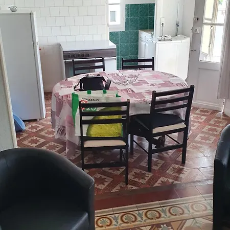 Les Cigognes Apartmán *